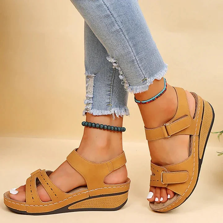 Alfreda Orthopedic Sandal